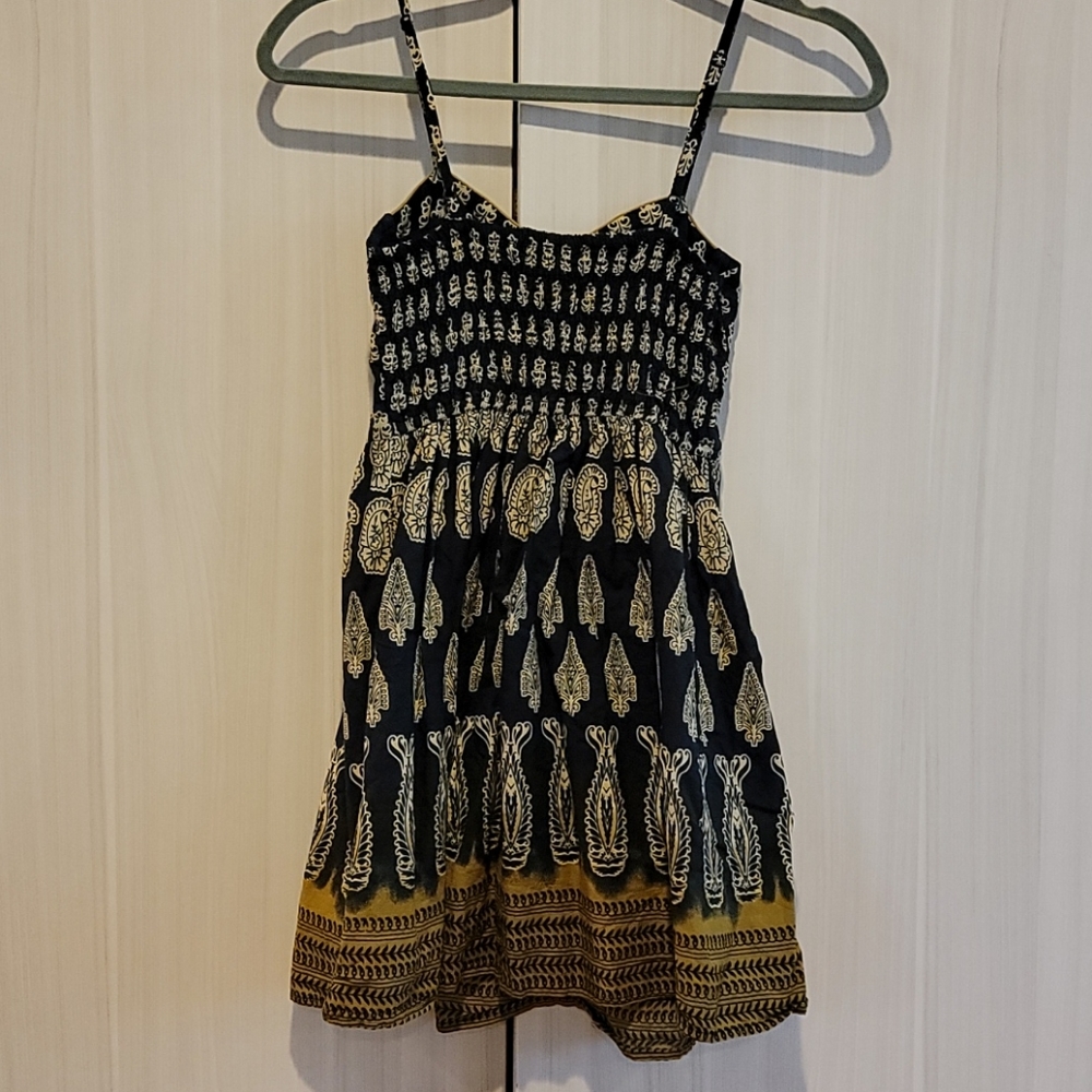 EUC Band of gypsies dress - Picture 2 of 3